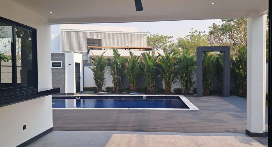 Продажа 4 спальни дом в Mueang Chiang Mai, Чианг Маи