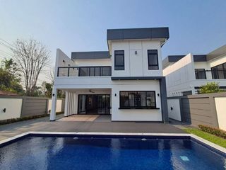 Продажа 4 спальни дом в Mueang Chiang Mai, Чианг Маи
