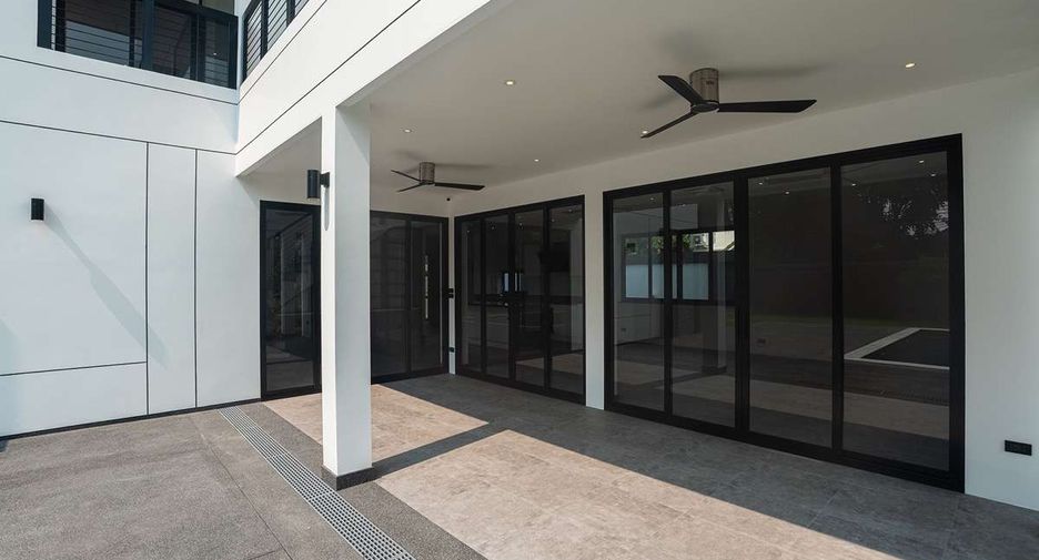 Продажа 4 спальни дом в Mueang Chiang Mai, Чианг Маи