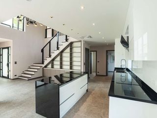 Продажа 4 спальни дом в Mueang Chiang Mai, Чианг Маи