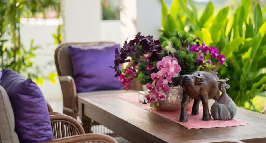 For sale 5 bedrooms house in Saraphi, Chiang Mai
