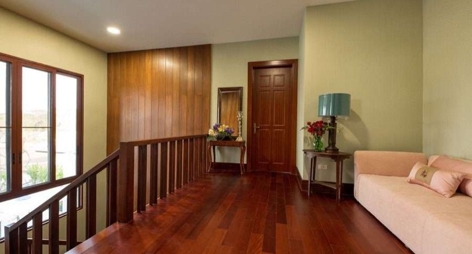 For sale 5 bedrooms house in Saraphi, Chiang Mai