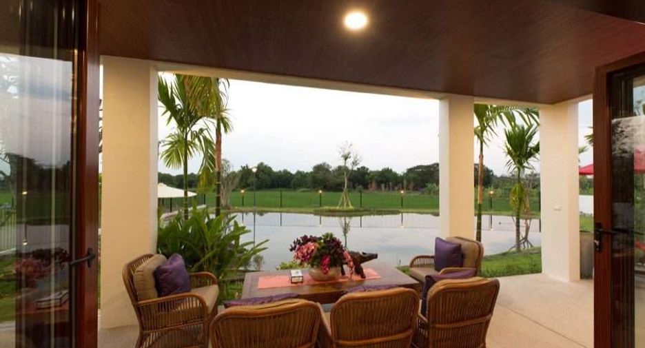 For sale 5 bedrooms house in Saraphi, Chiang Mai