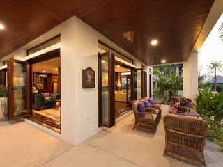 For sale 5 bedrooms house in Saraphi, Chiang Mai