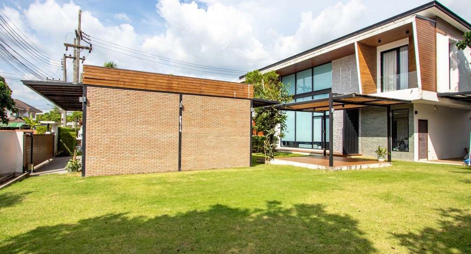 For sale 3 bedrooms house in San Sai, Chiang Mai