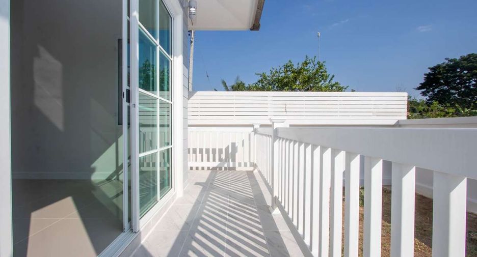 For sale 3 bedrooms house in Saraphi, Chiang Mai