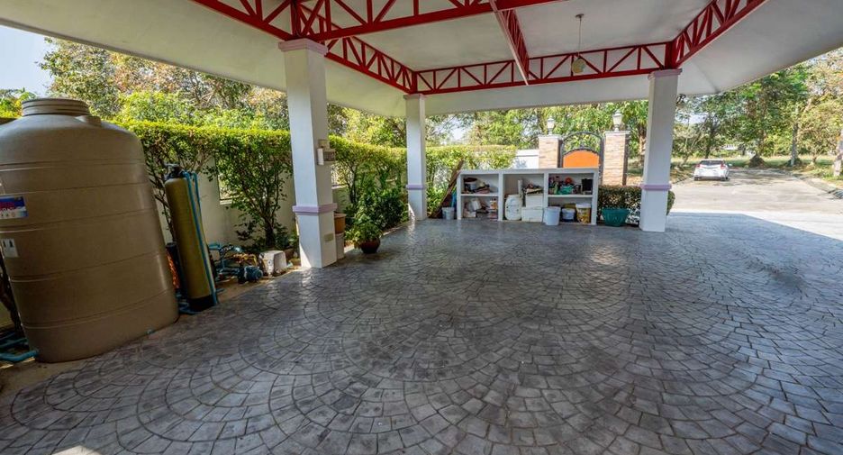 For sale 4 bedrooms house in Doi Saket, Chiang Mai