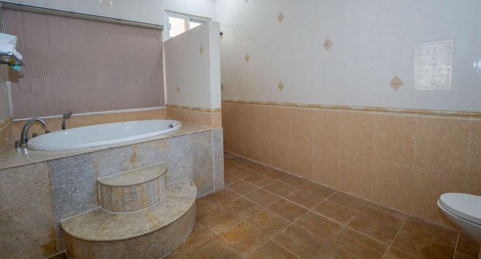 For sale 4 bedrooms house in Doi Saket, Chiang Mai