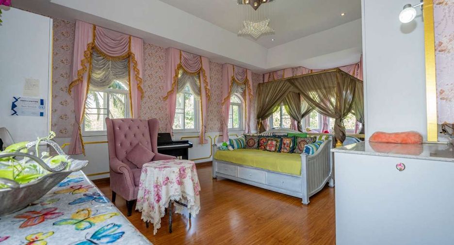 For sale 4 bedrooms house in Doi Saket, Chiang Mai