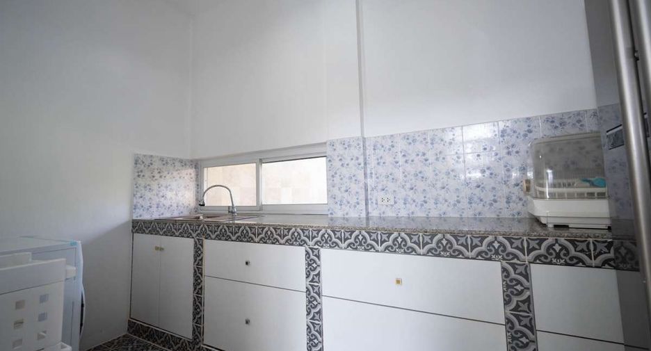 For sale 4 bedrooms house in Doi Saket, Chiang Mai