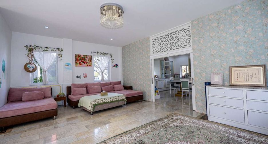 For sale 4 bedrooms house in Doi Saket, Chiang Mai