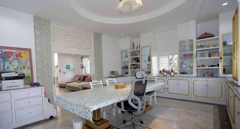 For sale 4 bedrooms house in Doi Saket, Chiang Mai