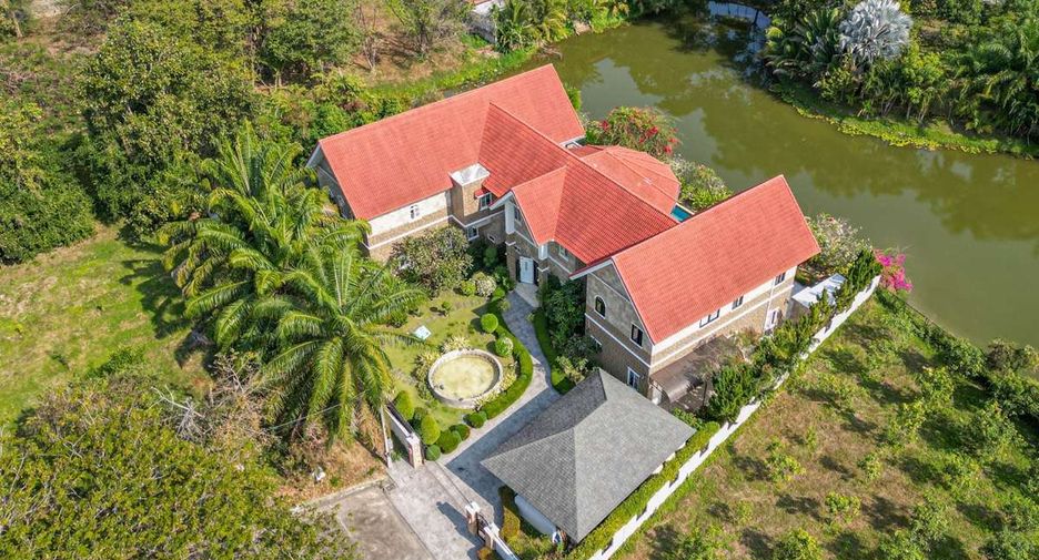 For sale 4 bedrooms house in Doi Saket, Chiang Mai