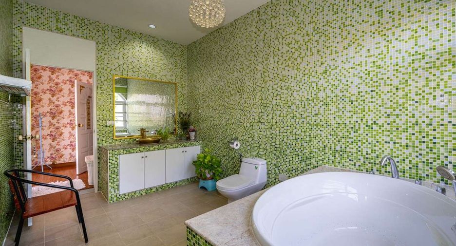 For sale 4 bedrooms house in Doi Saket, Chiang Mai