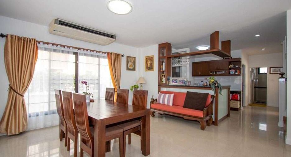 À vendre 4 chambres maison à Saraphi, Chiang Mai