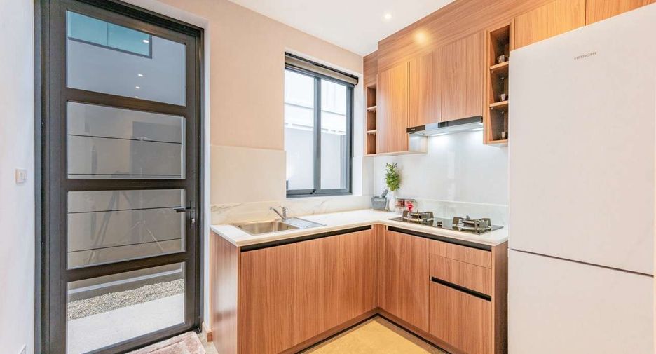 Продажа 4 спальни дом в Mueang Chiang Mai, Чианг Маи