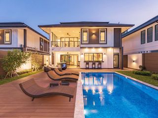 Продажа 4 спальни дом в Mueang Chiang Mai, Чианг Маи