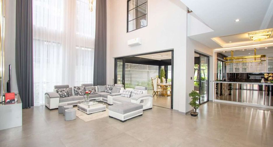 Продажа 4 спальни дом в Mueang Chiang Mai, Чианг Маи