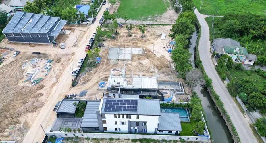 Продажа 4 спальни дом в Mueang Chiang Mai, Чианг Маи