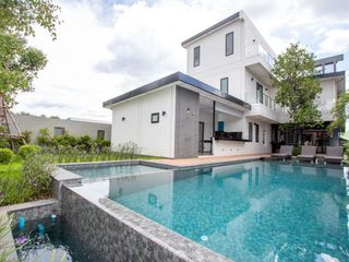 Продажа 4 спальни дом в Mueang Chiang Mai, Чианг Маи