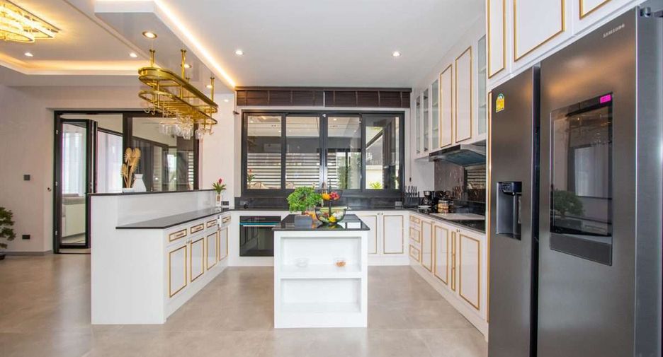 Продажа 4 спальни дом в Mueang Chiang Mai, Чианг Маи