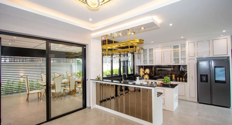 Продажа 4 спальни дом в Mueang Chiang Mai, Чианг Маи