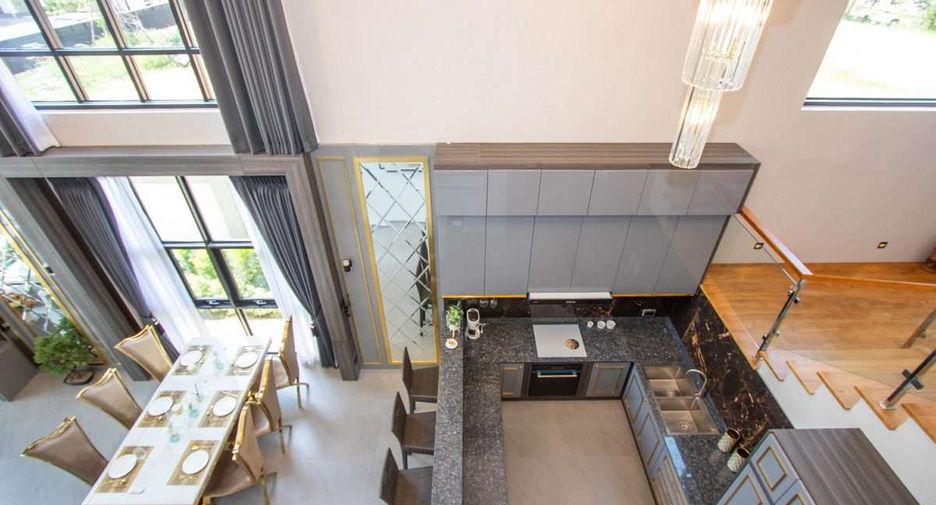 Продажа 4 спальни дом в Mueang Chiang Mai, Чианг Маи