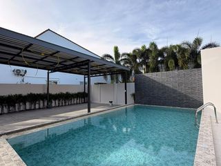 Villa zum Kauf mit 3 Zimmer in Kathu, Phuket