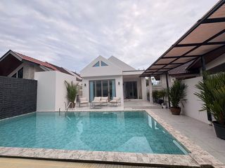 À vendre 3 chambres villa à Kathu, Phuket