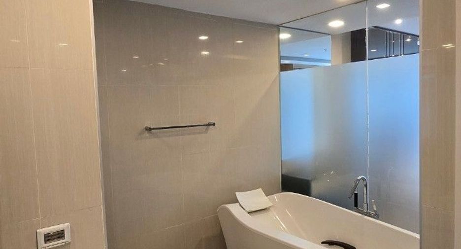 For rent 2 bedrooms condo in Mueang Chiang Mai, Chiang Mai