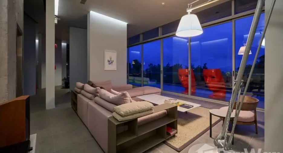 For sale 5 bedrooms villa in Thalang, Phuket