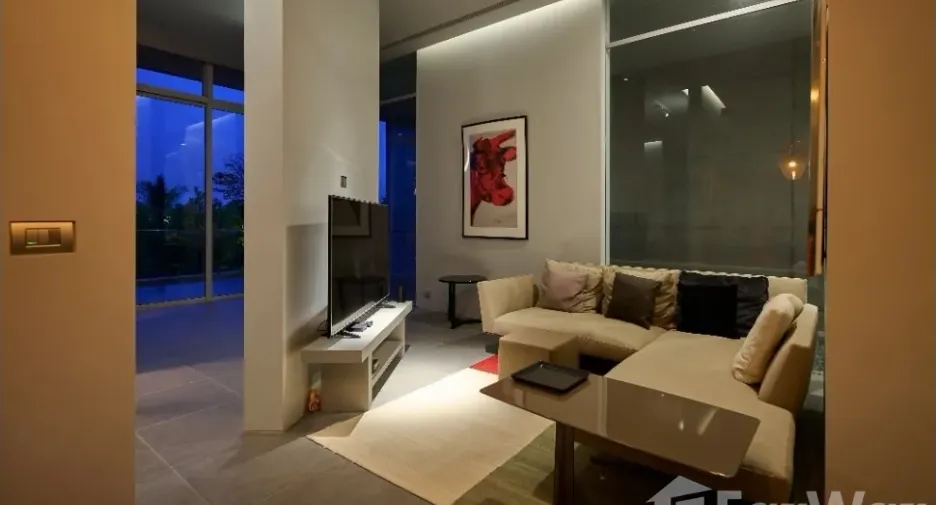 For sale 5 bedrooms villa in Thalang, Phuket