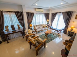 À louer 3 chambres maison à Bang Lamung, Chonburi