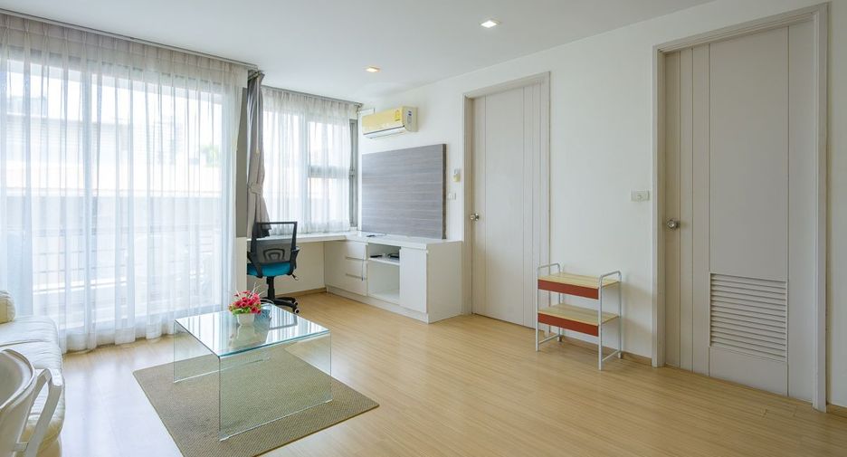 For sale 1 bed condo in Bang Lamung, Chonburi