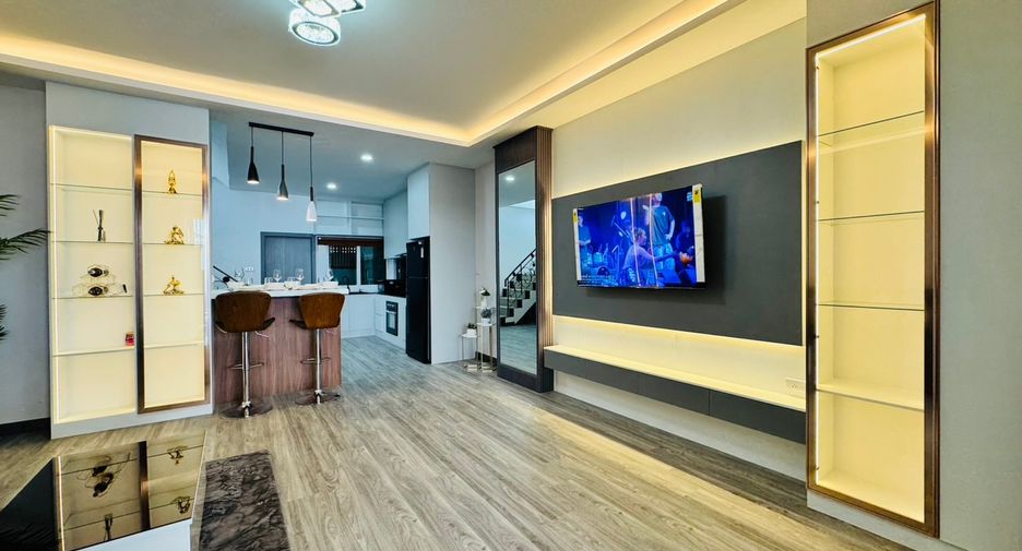 For sale 2 ベッドルーム townhouse in South Pattaya, Pattaya