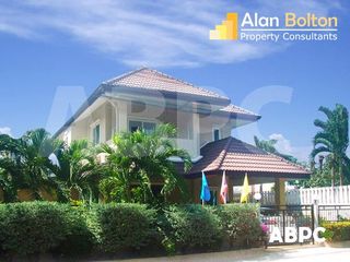 For rent and for sale 3 bedrooms house in Bang Lamung, Chonburi