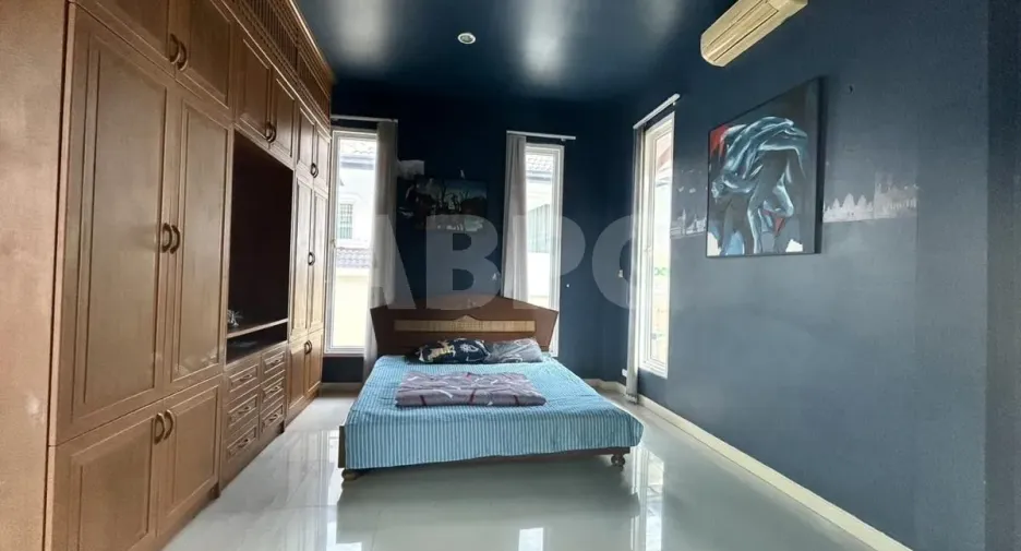 For rent and for sale 3 bedrooms house in Bang Lamung, Chonburi
