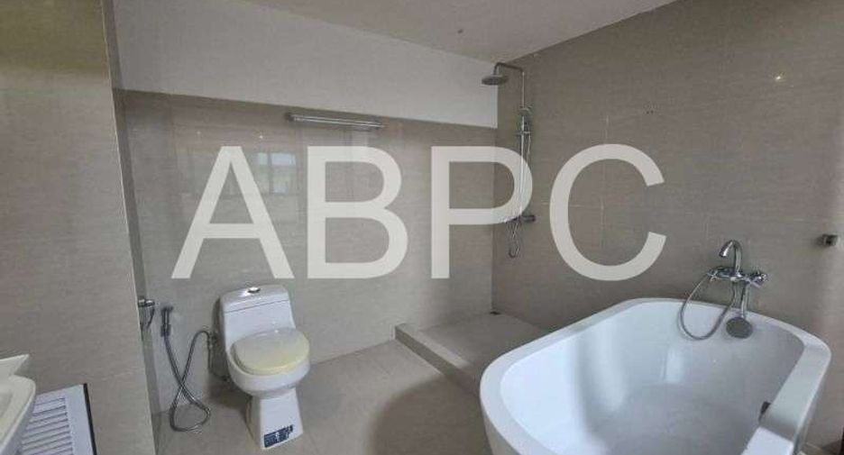 For sale 8 ベッドルーム townhouse in Pratumnak, Pattaya