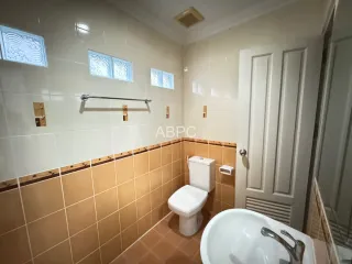 Casa adosada en venta de 4 habitaciones en Bang Lamung, Chonburi