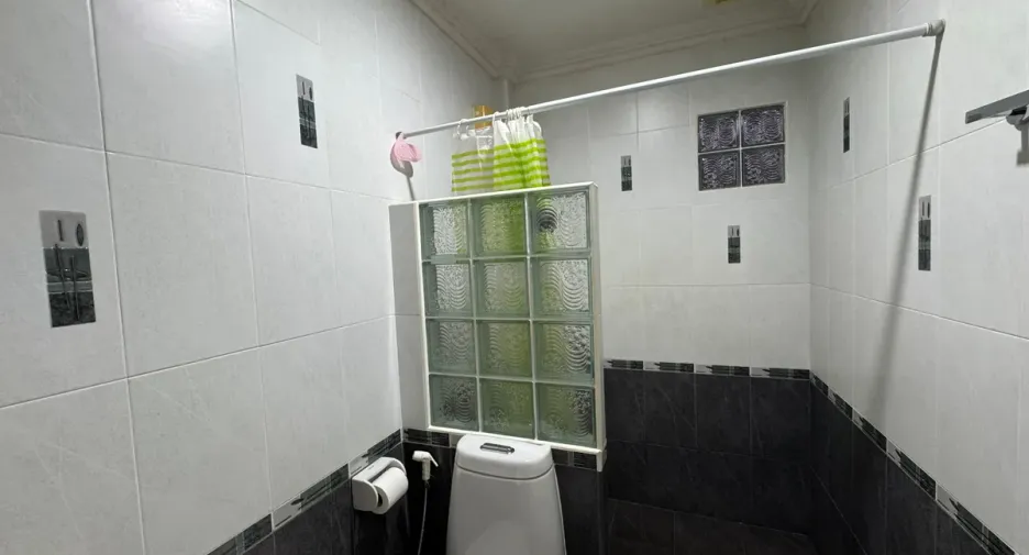 For sale 4 bedrooms townhouse in Bang Lamung, Chonburi