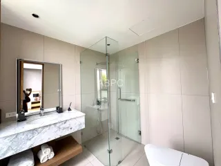 Casa adosada en venta de 2 habitaciones en Bang Lamung, Chonburi