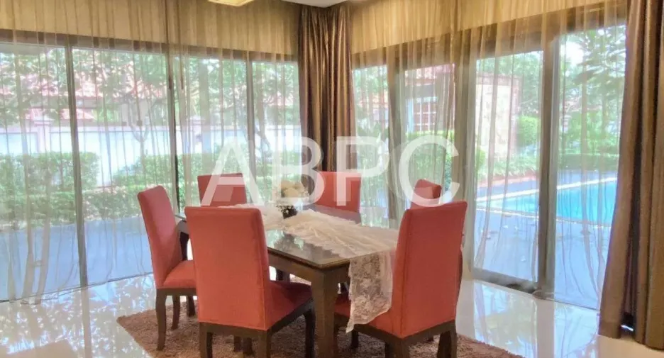 For rent and for sale 3 bedrooms house in Bang Lamung, Chonburi