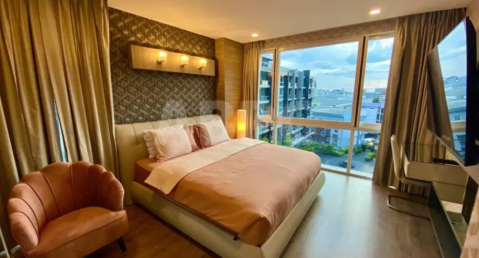 For rent and for sale 3 bedrooms condo in Central Pattaya, Pattaya