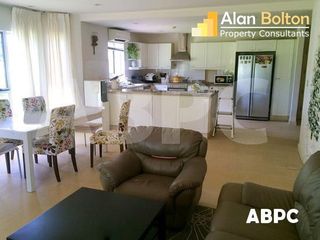 For rent and for sale 6 bedrooms house in Si Racha, Chonburi