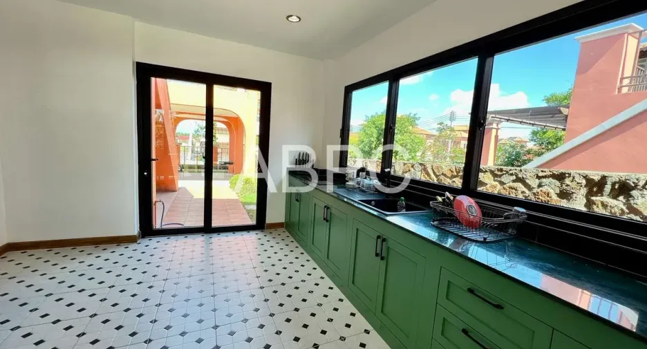 For rent and for sale 3 bedrooms house in Bang Lamung, Chonburi
