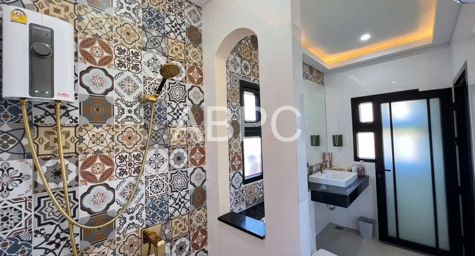 For rent and for sale 3 bedrooms house in Bang Lamung, Chonburi