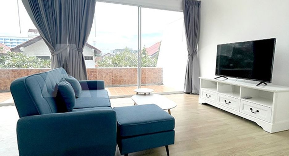 For rent 3 bedrooms condo in Jomtien, Pattaya