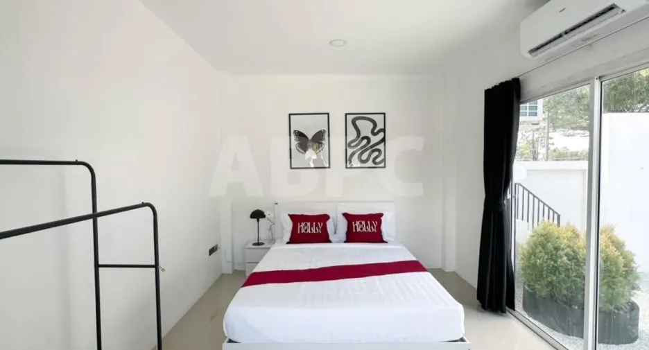 For rent and for sale 6 bedrooms house in Bang Lamung, Chonburi
