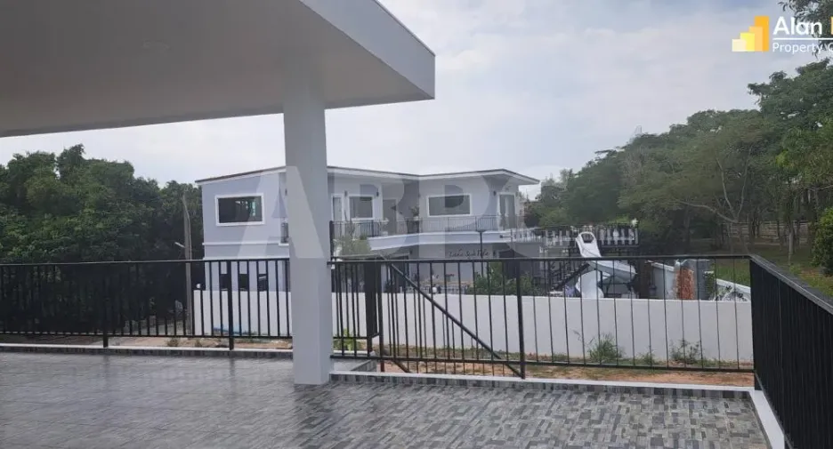 For rent and for sale 6 bedrooms house in Bang Lamung, Chonburi