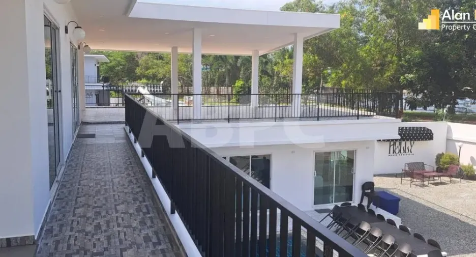 For rent and for sale 6 bedrooms house in Bang Lamung, Chonburi